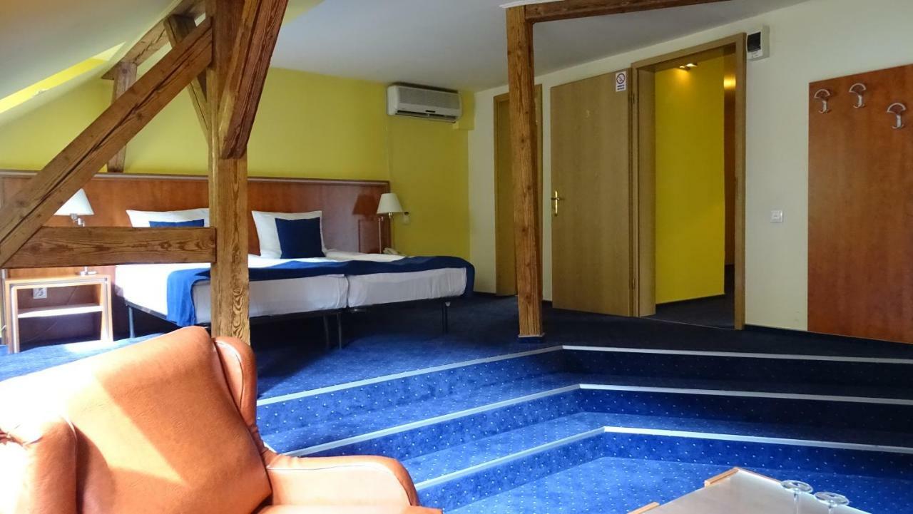Hotel Casa Elysee Deva Exterior foto